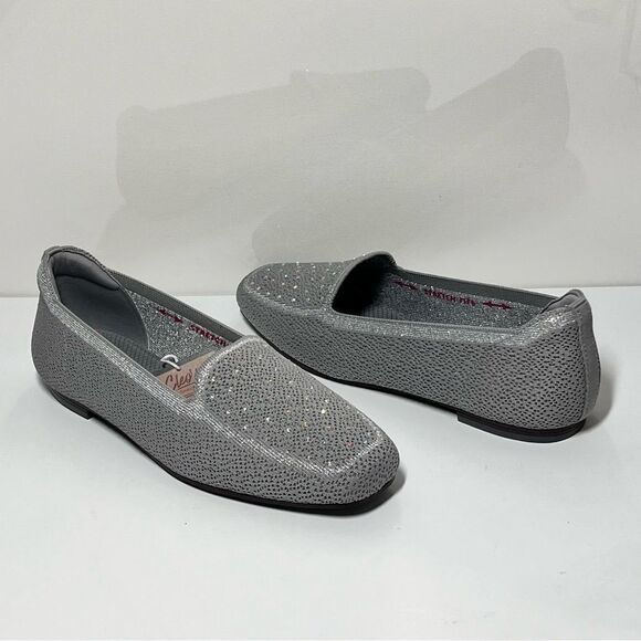 Skechers Cleo Square Toe Recycled Vegan Rhinestone Loafers - Picture 3 of 7